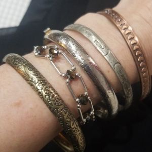 Bracelets bundle some silver